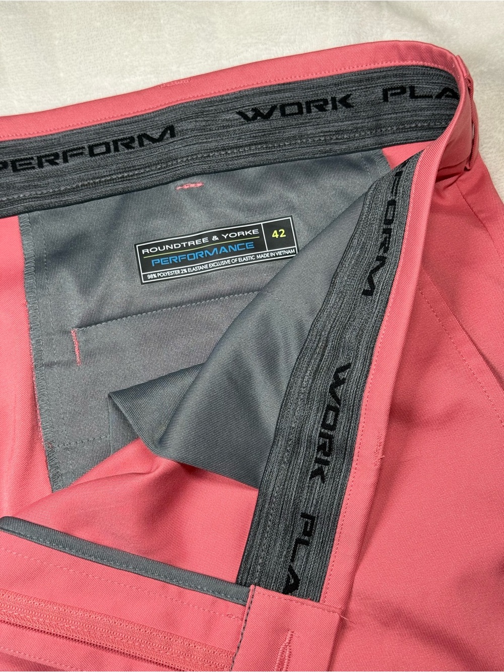Roundtree & Yorke Men's Performance Shorts in Rose